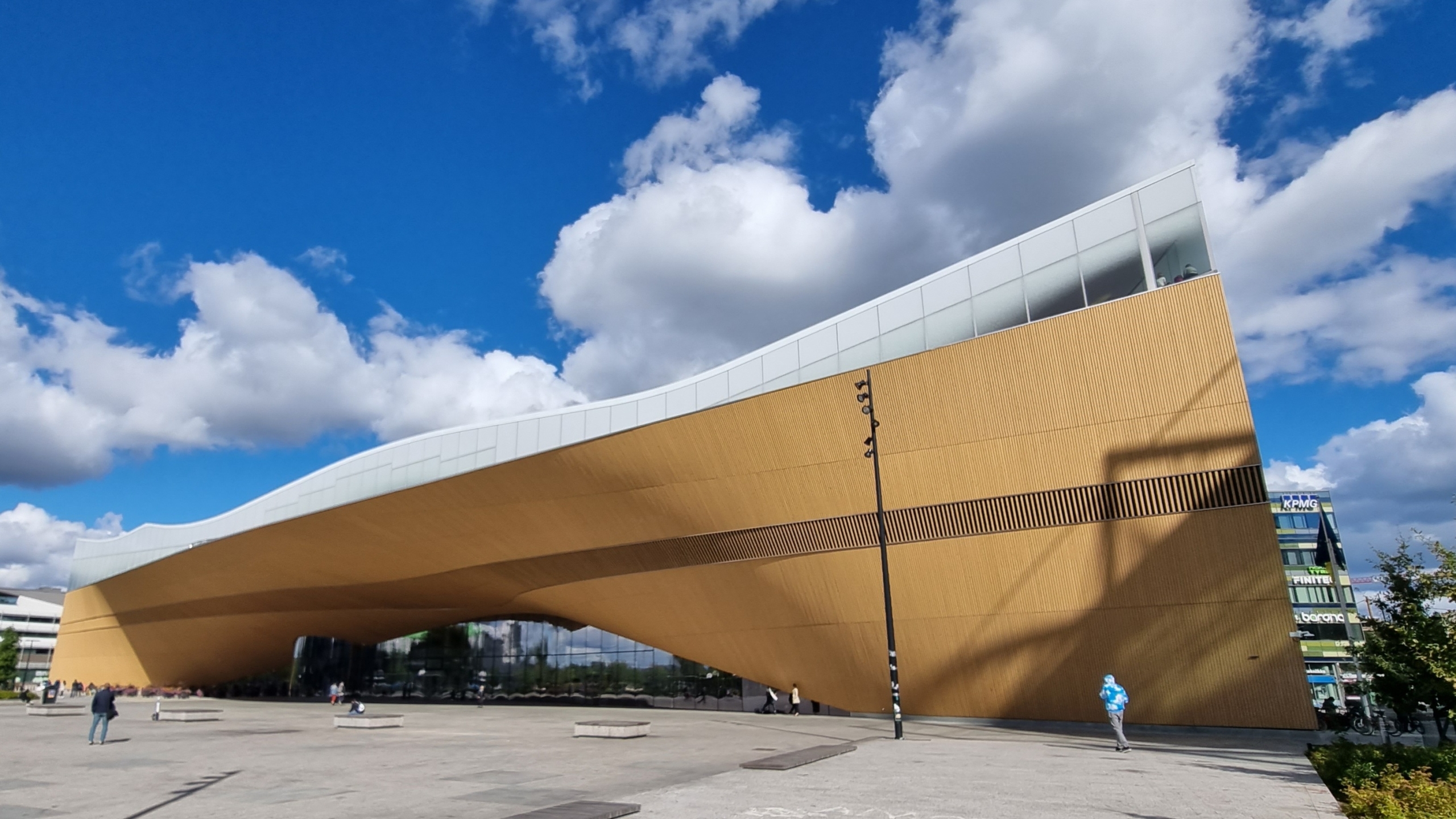 Tahsin Becan Yalova’nın İl Halk Kütüphanesi Sorununu TBMM Gündemine Taşıdı