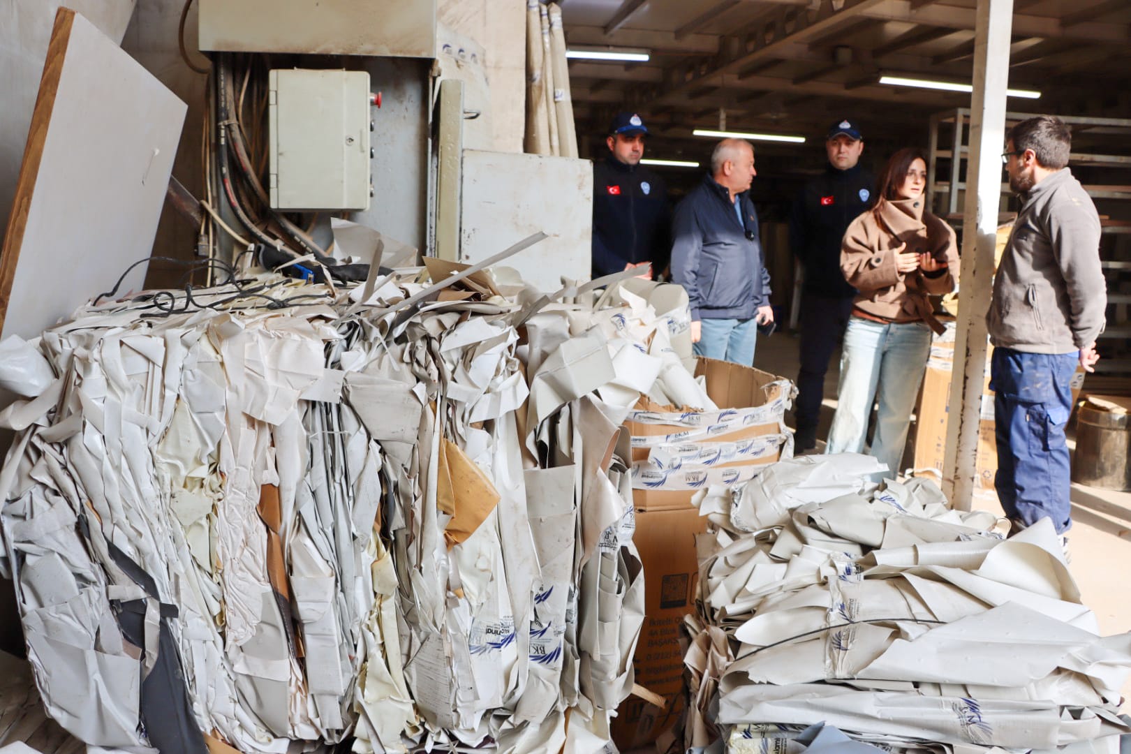 SANAYİ ESNAFI ZİYARET EDİLDİ, ATIK YÖNETİMİ KONUSUNDA BİLGİLENDİRME YAPILDI