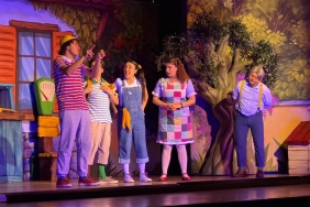 YAZAR HANDE KÖYMEN ÇİĞDEMOĞLU ÇİFTLİKKÖYLÜ OKURLARIYLA BULUŞUYOR 1 thumbnail