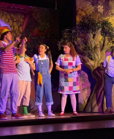 ETİ, ÇEYREK ASIRLIK TİYATRO SERÜVENİNE YALOVA’DA DEVAM ETTİ