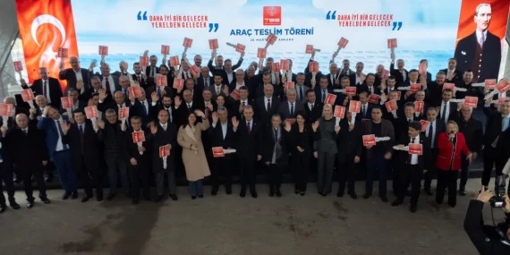 TBB’DEN YALOVA BELEDİYESİ’NE HİZMET ARACI DESTEĞİ