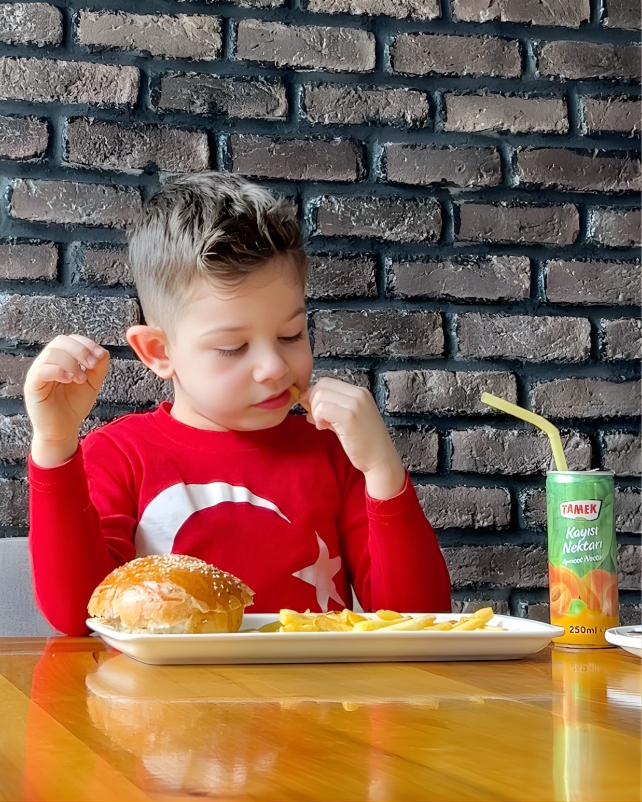 BAŞKAN YELE’DEN ÖĞRENCİLERE ARA TATİL MESAJI