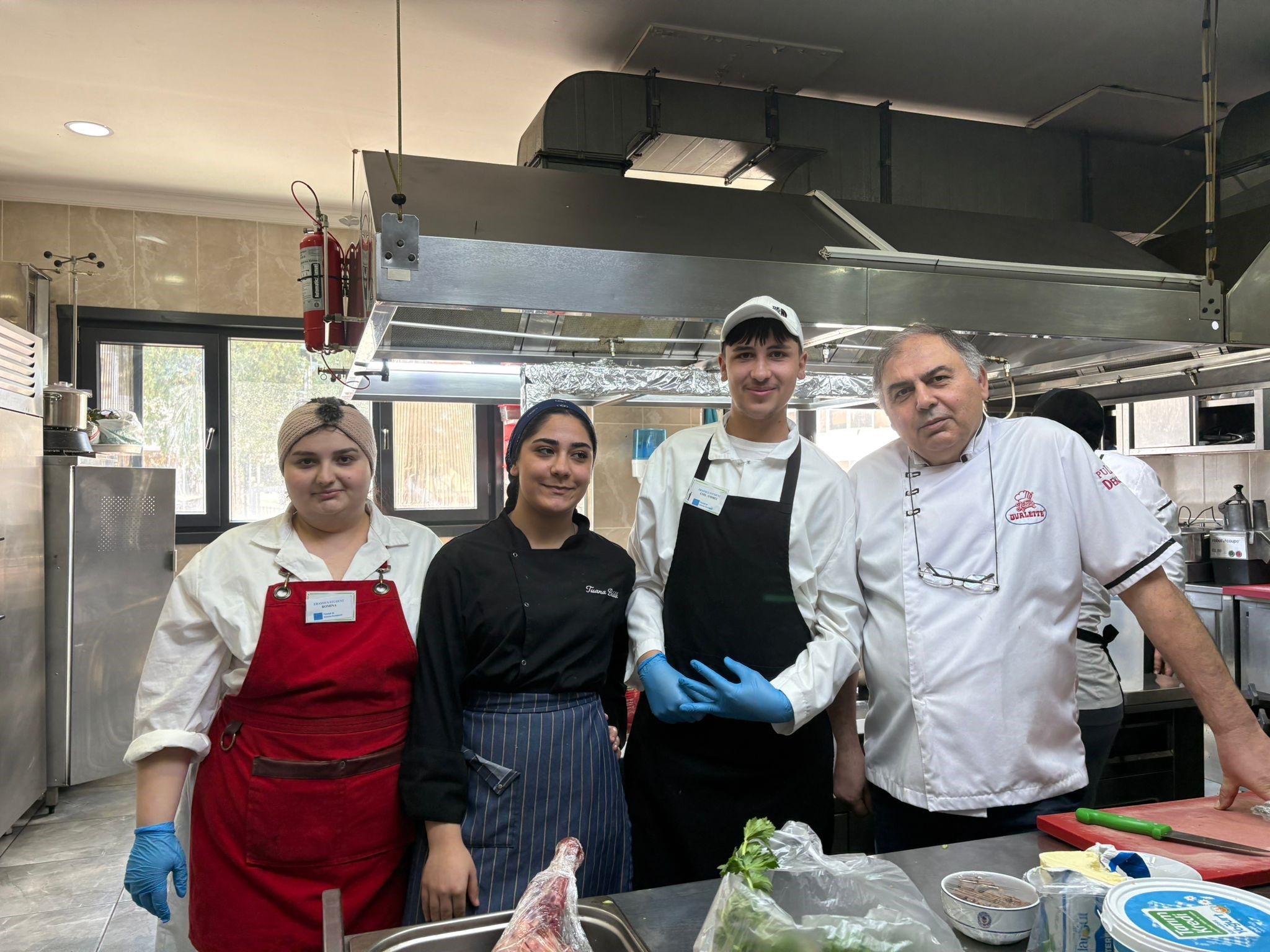 Romanyalı Öğrenciler Erasmus+ Kapsamında Yalova’da Staj Yapıyor