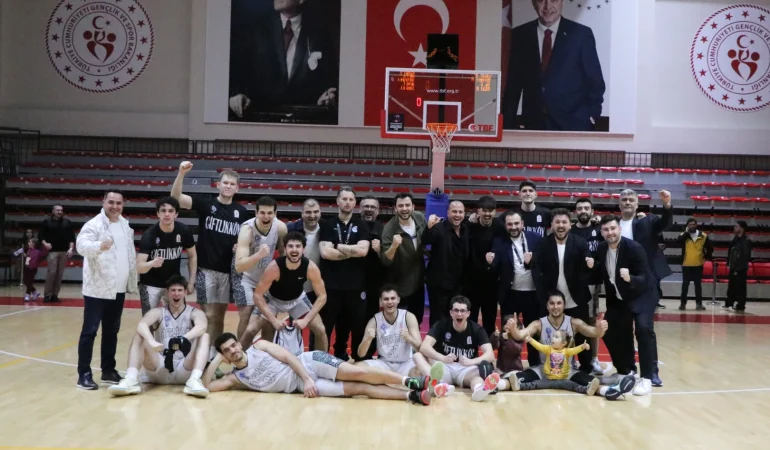 ÇİFTLİKKÖY BELEDİYE PLAY-OFF’A HAZIR