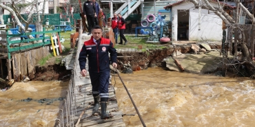 MÜDÜR İLMEÇ YAĞIŞ SONRASI TAŞKIN ALANLARINI İNCELEDİ