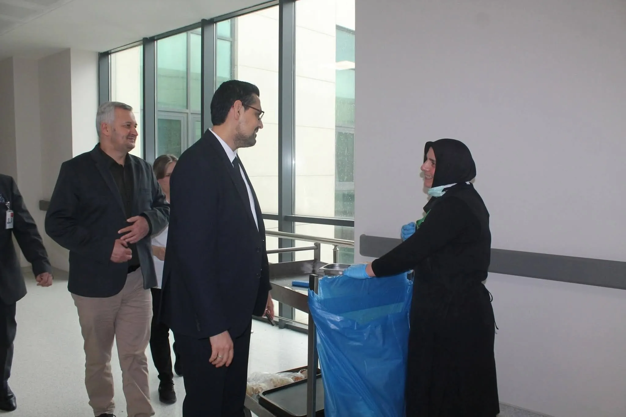 Yalova Eğitim ve Araştırma Hastanesi Başhekimi Hasan Ergenç’ten Bayram Ziyareti