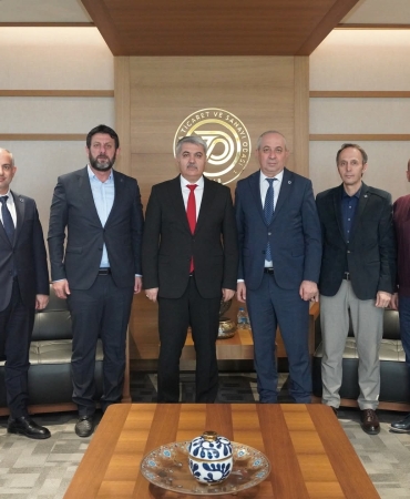 Yalova Emniyet Müdürü Yılmaz Delen’den YTSO’ya İade-i Ziyaret: Güvenlik ve Ekonomi Masaya Yatırıldı