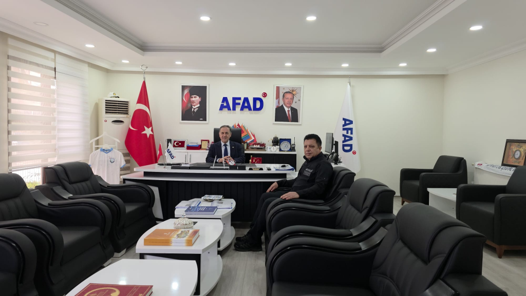 Yalova Valisi Dr. Ahmet Hamdi Usta’dan Kurumumuza Ziyaret: Arama Kurtarma ve KBRN Ekipmanları Tanıtıldı