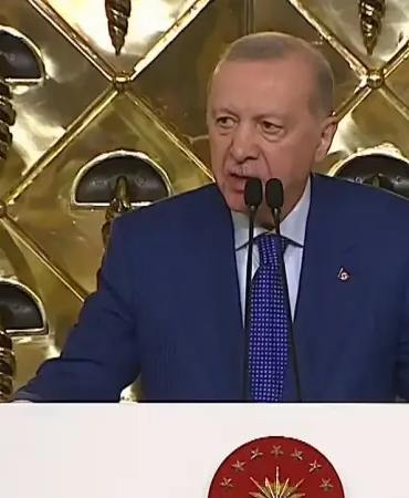AK Parti Yalova Milletvekili Meliha Akyol, TBMM’de Cumhurbaşkanı Erdoğan’ın Katıldığı İftar Programına Katıldı