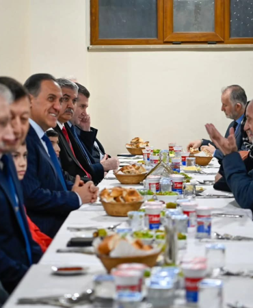 Adalı Hafız Ahmet Hızal Erkek Yatılı Kur’an Kursu’nda Anlamlı İftar Buluşması