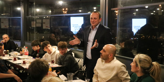 BAŞKAN YELE ŞAMPİYON U-14’LERLE İFTARDA BULUŞTU