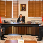 Atakent Hastanesi Yönetiminden Vali Usta’ya Hayırlı Olsun Ziyareti