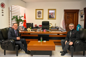 Yalova Valisi Dr. Ahmet Hamdi Usta’dan İl Sağlık Müdürlüğü’ne Ziyaret: “Sağlık Hizmetlerinde Türkiye Ortalamasının Üzerindeyiz”