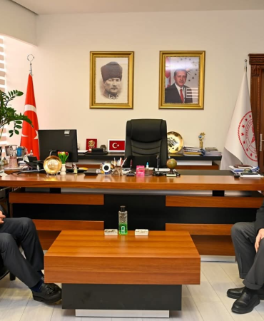 Yalova Valisi Dr. Ahmet Hamdi Usta’dan İl Sağlık Müdürlüğü’ne Ziyaret: “Sağlık Hizmetlerinde Türkiye Ortalamasının Üzerindeyiz”