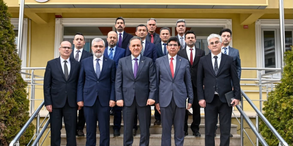 Yalova Valisi Dr. Ahmet Hamdi Usta’dan İl Millî Eğitim Müdürlüğü’ne Ziyaret