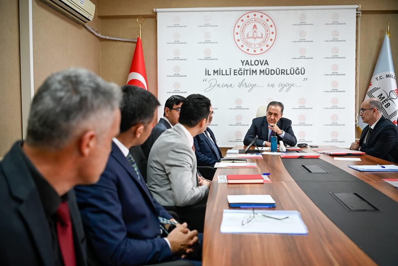 Yalova Valisi Dr. Ahmet Hamdi Usta’dan İl Millî Eğitim Müdürlüğü’ne Ziyaret