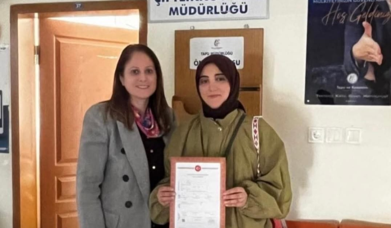 Yalova Barosu’ndan Anlamlı Dayanışma: Av. Zekeriya Polat’ın Ailesine Ev Alındı