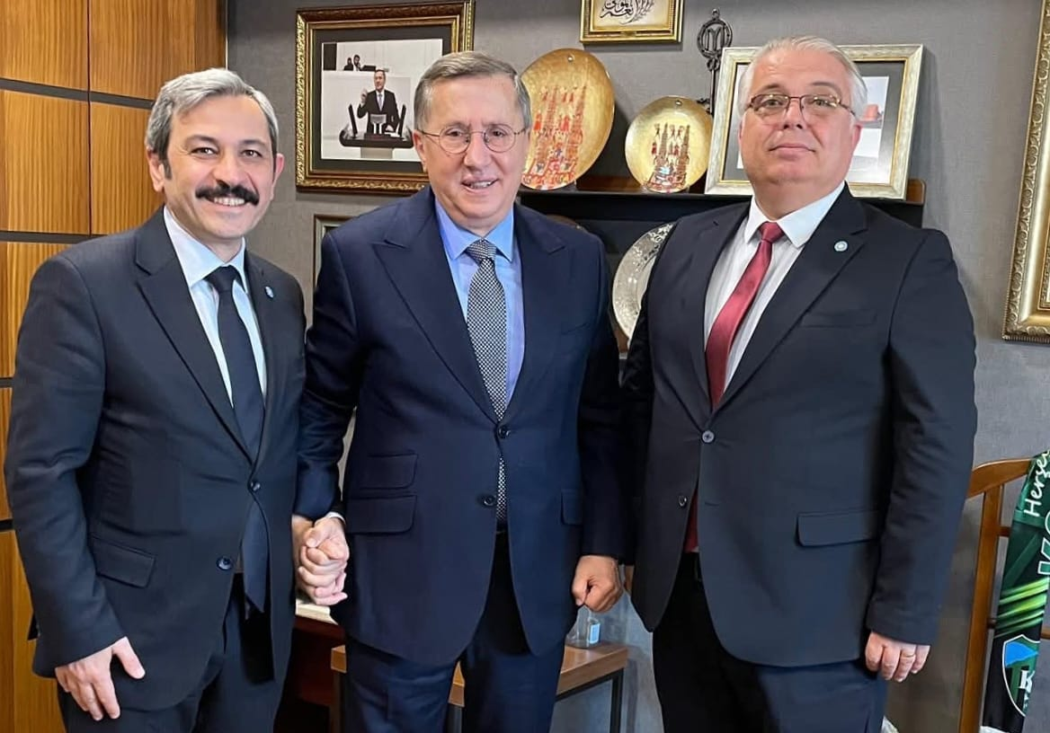 İYİ Parti Yalova İl Başkanı Osman Kendir’den TBMM ve Genel Merkez Ziyaretleri 5 İYİ Parti Yalova İl Başkanı Osman Kendir’den TBMM ve Genel Merkez Ziyaretleri