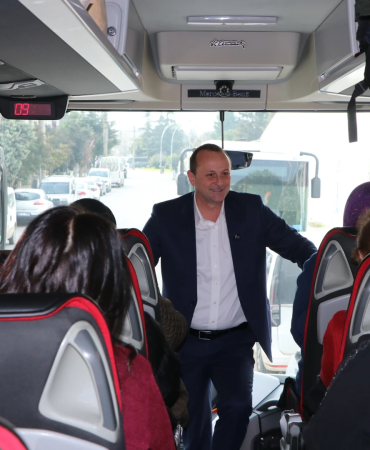 ÇİFTLİKKÖYLÜ KADINLARI CAMİLER TURUNA BAŞKAN YELE YOLCULADI