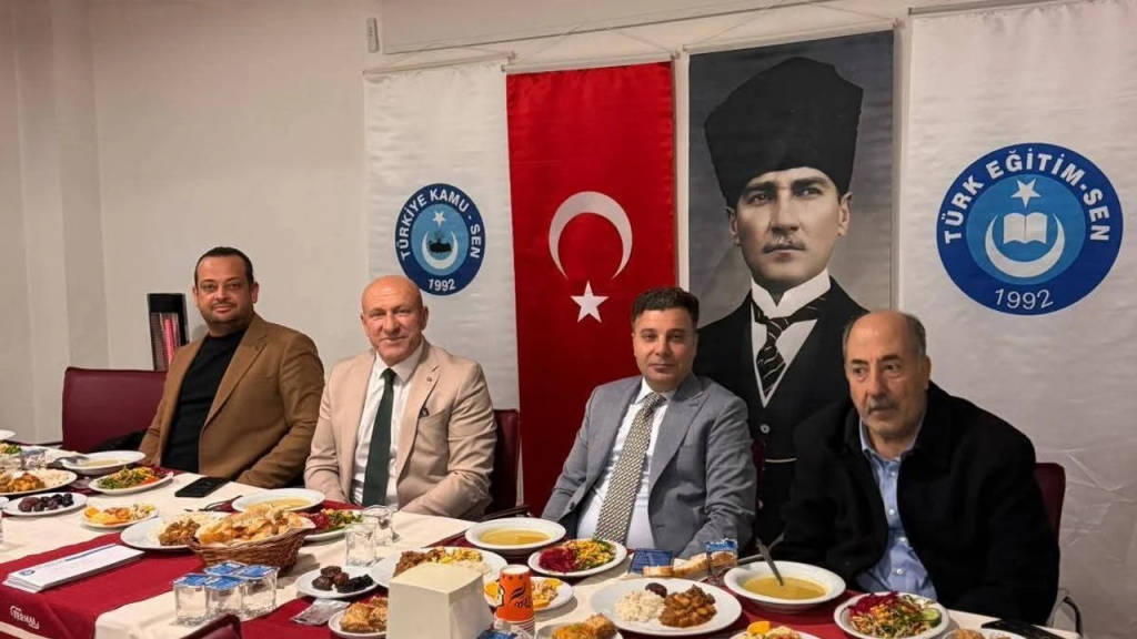 Türk Eğitim-Sen Yalova Şubesi İftar Programında Birlik ve Dayanışma Mesajı