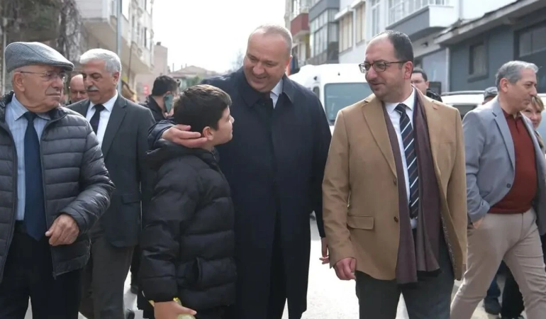 Erdem Doğancı’dan Çınarcık Esnafına Ziyaret: “Bu Yolda Asla Yalnız Değilsiniz”