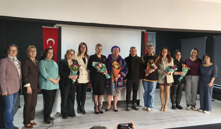 Yalova’da Kadın Hakları İçin “360 Derece Koruma” Paneli Düzenlendi