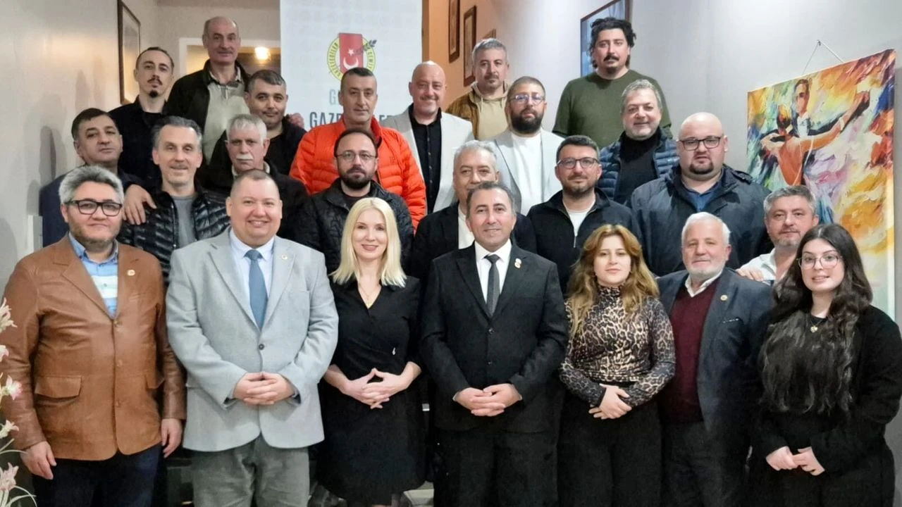 Gemlik Gazeteciler Cemiyeti Üyeleri İftar Sofrasında Buluştu
