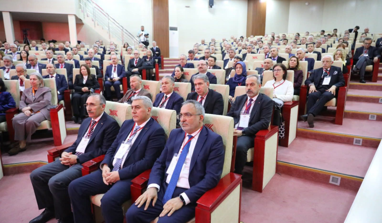 Yalova Üniversitesi Rektörü Bahçekapılı, 263. Üniversitelerarası Kurul Toplantısı’na Katıldı 6 Yalova Üniversitesi Rektörü Bahçekapılı, 263. Üniversitelerarası Kurul Toplantısı’na Katıldı