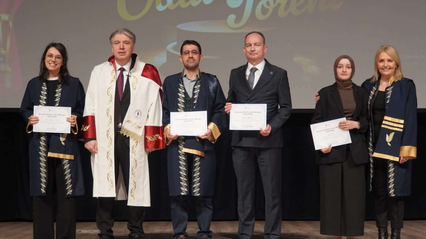 Yalova Üniversitesi’nden YTSO’ya Kurumsal Kalite Ödülü