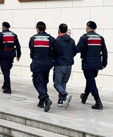 Yalova’da DEAŞ Operasyonu: 2 Şüpheli Yakalandı, 1’i Tutuklandı