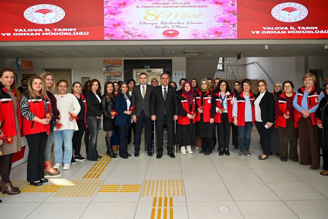 Yalova Valisi Dr. Ahmet Hamdi Usta’dan İl Tarım ve Orman Müdürlüğü’ne Ziyaret