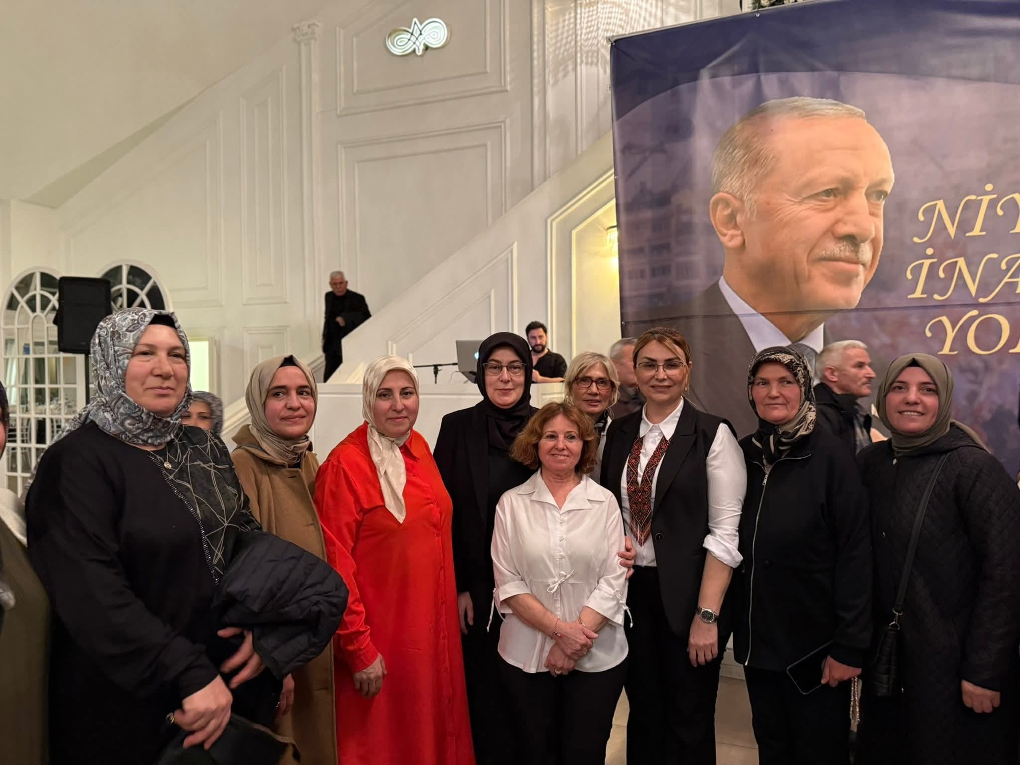 Yalova’da AK Parti Teşkilatı İftar Sofrasında Buluştu: Birlik ve Kardeşlik Mesajı