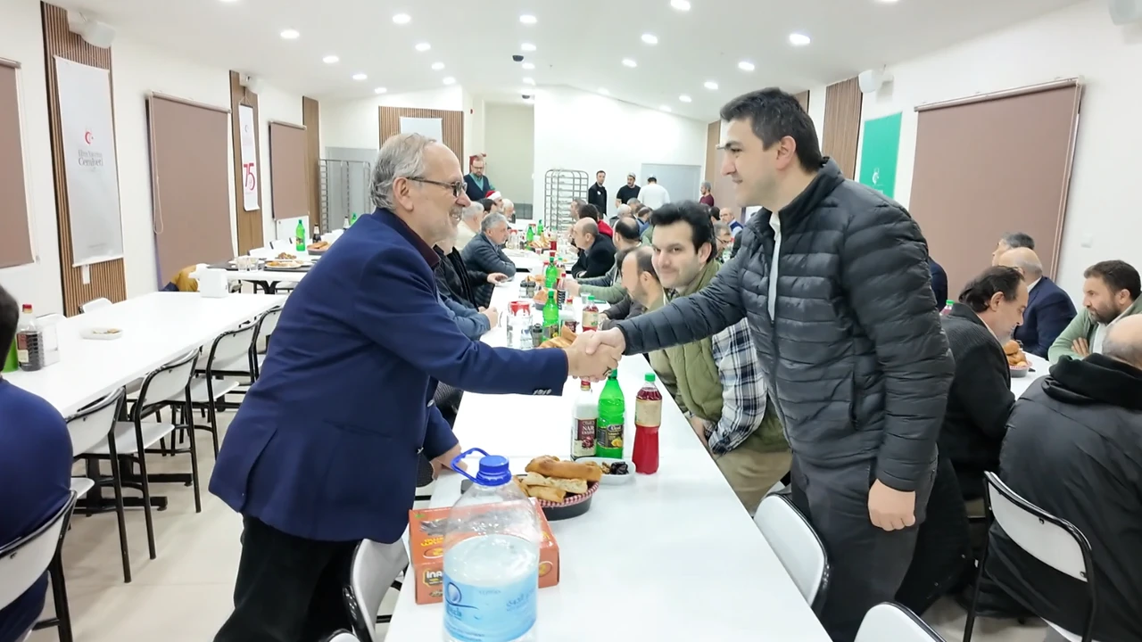 İlim Yayma Cemiyeti Yalova’da İftar Sofrasında Buluştu