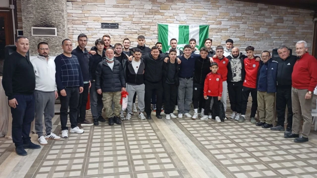 Koru Belediyespor Lige Fırtına Gibi Başladı: Çınarcık Fırtınaspor’u 9-2 Mağlup Etti