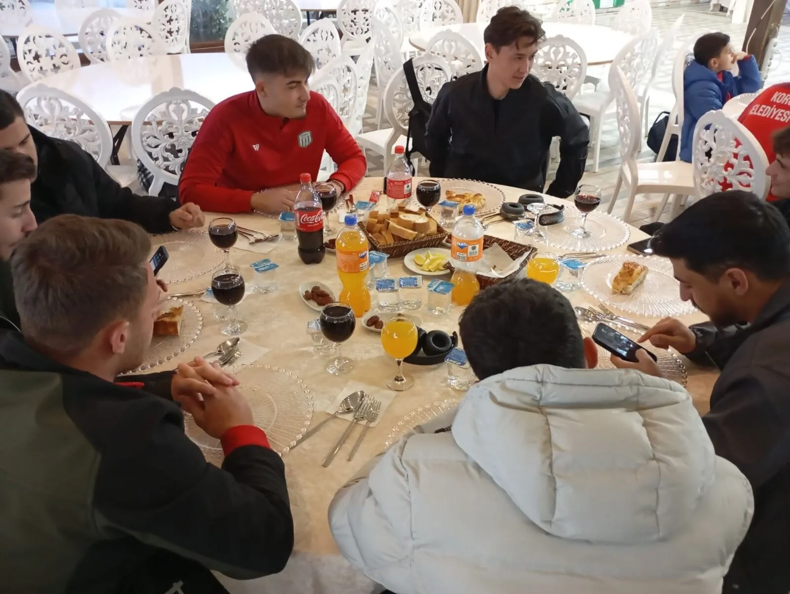 Koru Belediyespor Lige Fırtına Gibi Başladı: Çınarcık Fırtınaspor’u 9-2 Mağlup Etti