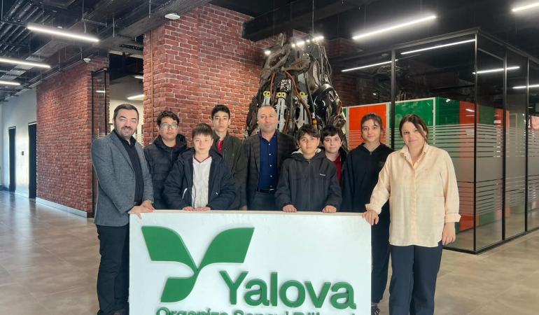 Sanayiyle Tanışma Zamanı: Öğrenciler Yalova Makine İhtisas OSB’de Üretimi Yerinde Gördü