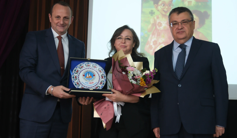 NİLAY ÖĞRETMEN ÇİFTLİKKÖYLÜ ÇOCUKLARA DEPREM BİLİNCİNİ ANLATTI