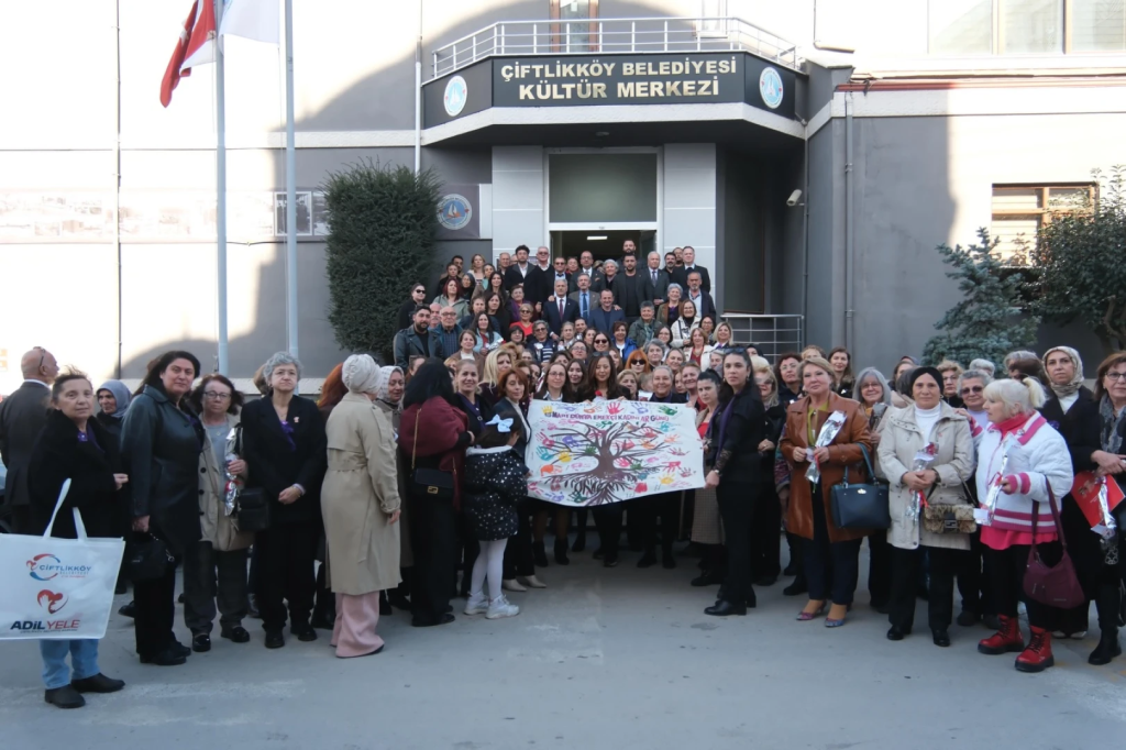 CHP ÇİFTLİKKÖY’DEN KADINLAR GÜNÜ’NDE ANLAMLI ETKİNLİK