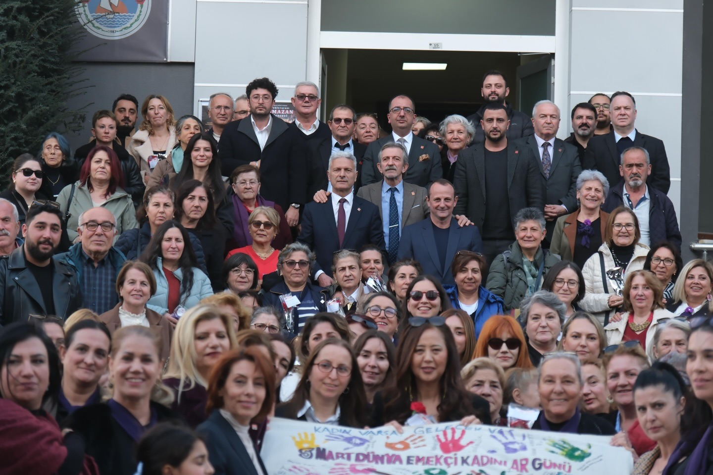 CHP ÇİFTLİKKÖY’DEN KADINLAR GÜNÜ’NDE ANLAMLI ETKİNLİK