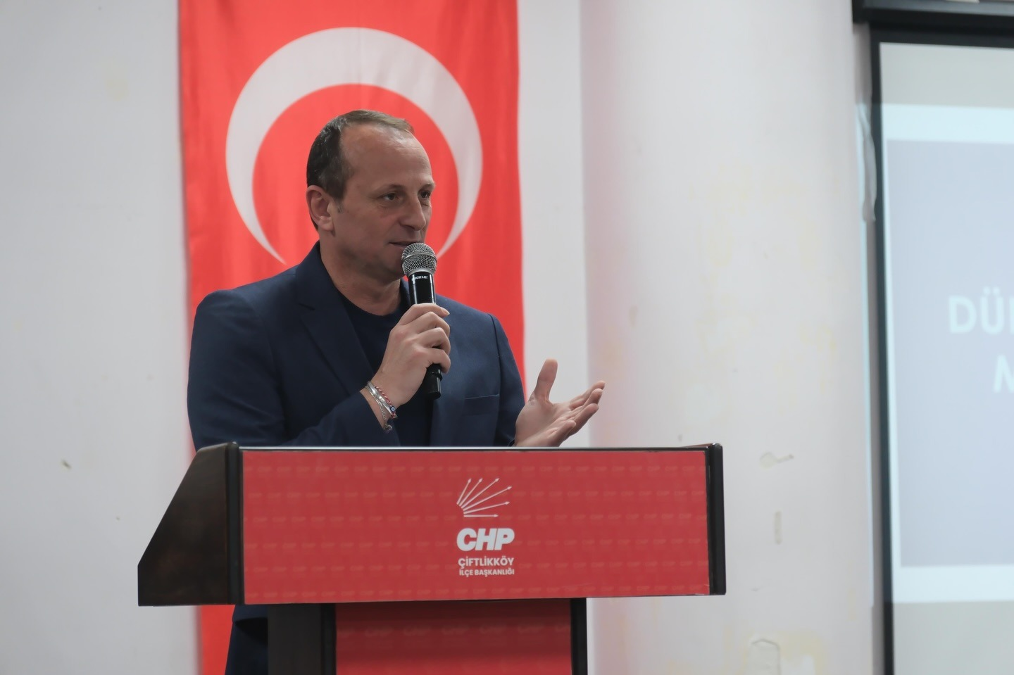 CHP ÇİFTLİKKÖY’DEN KADINLAR GÜNÜ’NDE ANLAMLI ETKİNLİK