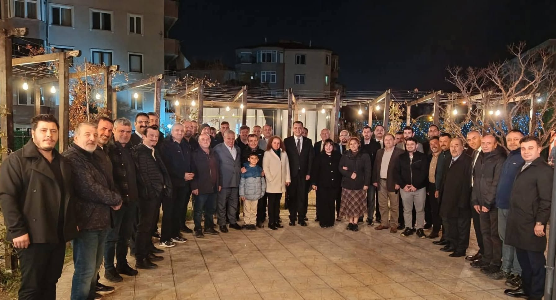 Türk Eğitim-Sen Yalova Şubesi’ne Anlamlı Ziyaret: Kamu-Sen Teşkilatı İftarda Buluştu