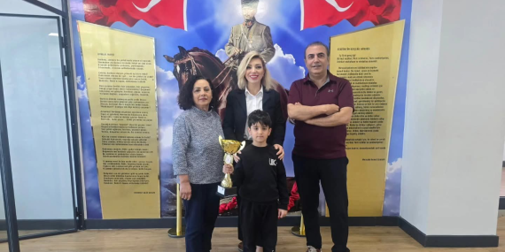 Yalova Uzmanlar Koleji’nden Satrançta Büyük Başarı: Mustafa Kerem İl Birincisi Oldu