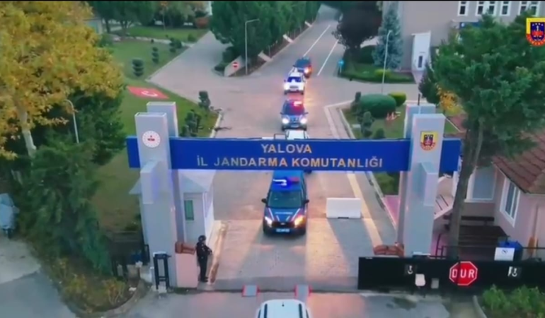 Yalova’da Jandarmadan Aranan Şahıslara Operasyon: 110 Kişi Yakalandı