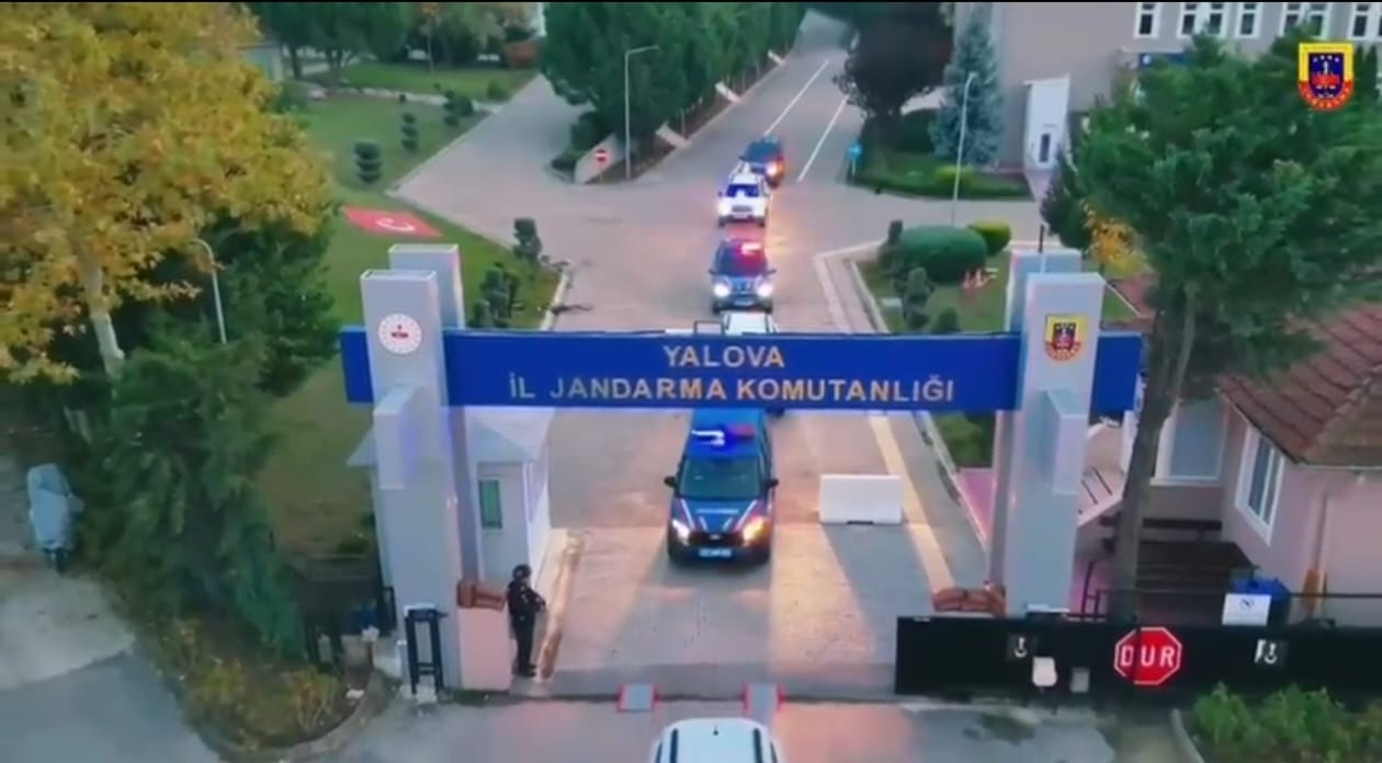 Yalova’da Jandarmadan Aranan Şahıslara Operasyon: 110 Kişi Yakalandı