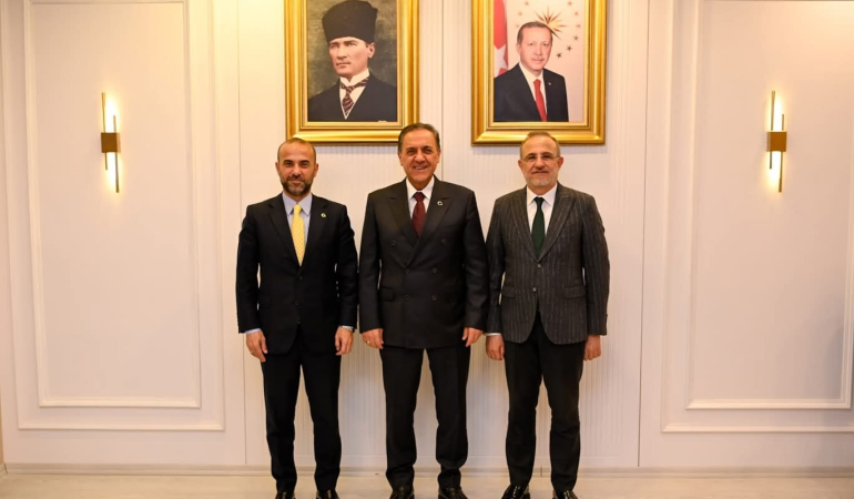 AK Parti Heyetinden Vali Usta’ya Hayırlı Olsun Ziyareti