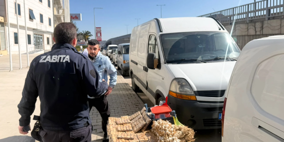 ÇİFTLİKKÖY ZABITASINDAN SEYYAR SATICILARA GEÇİT YOK