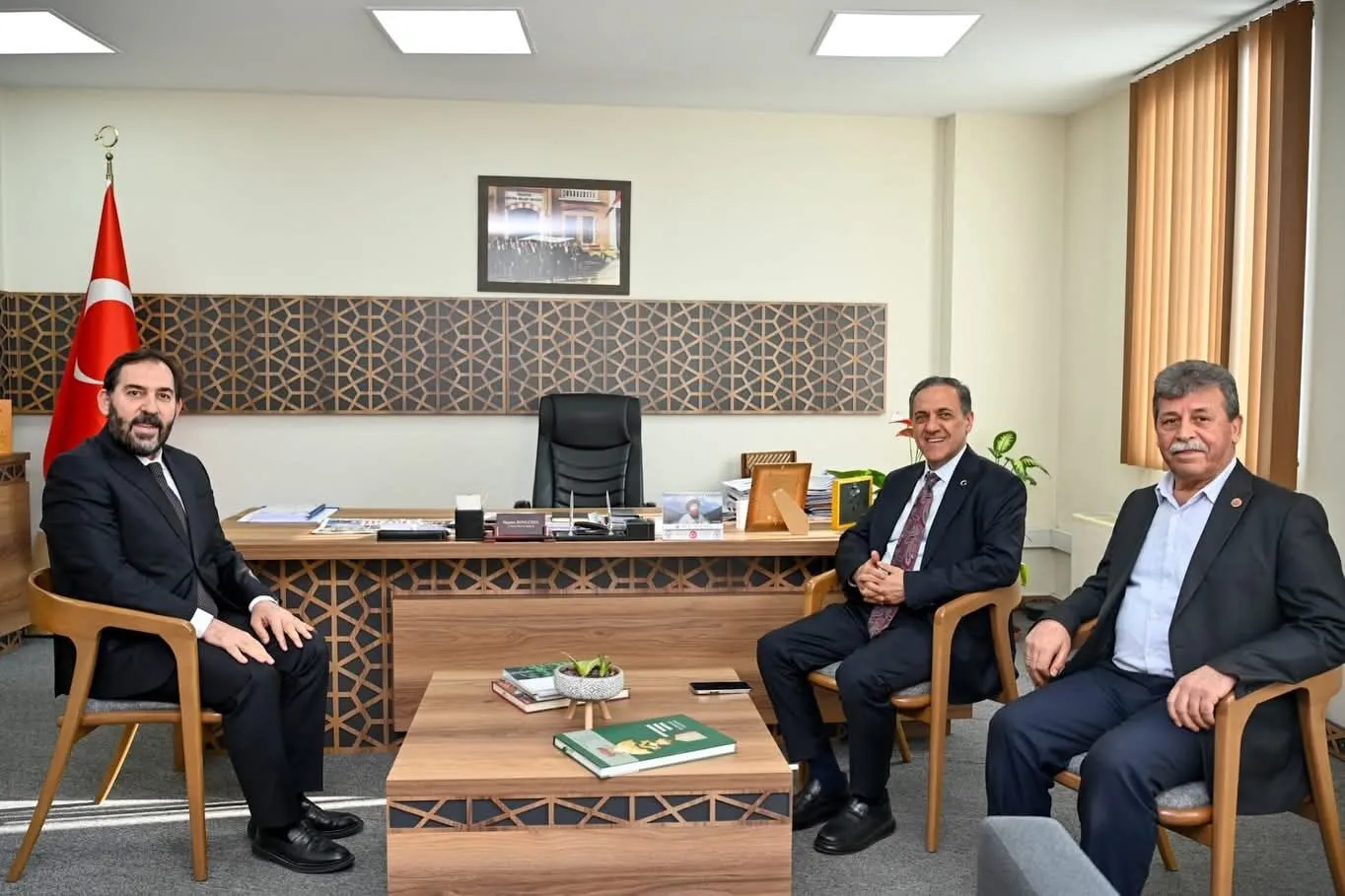 Yalova’da Hizmet Odaklı İstişare: İl Genel Meclis Başkanı Hasan Soygüzel’e Ziyaret