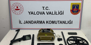 Altınova’da Kaçak Kazıya Suçüstü: Jandarma İki Şüpheliyi Yakaladı