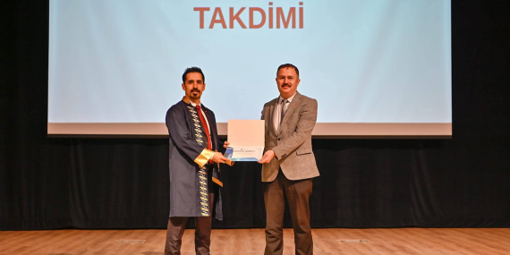 Yalova Üniversitesi’nde 14 Mart Tıp Bayramı Coşkusu: Dr. Seçkin Özcan’a Teşekkür Belgesi