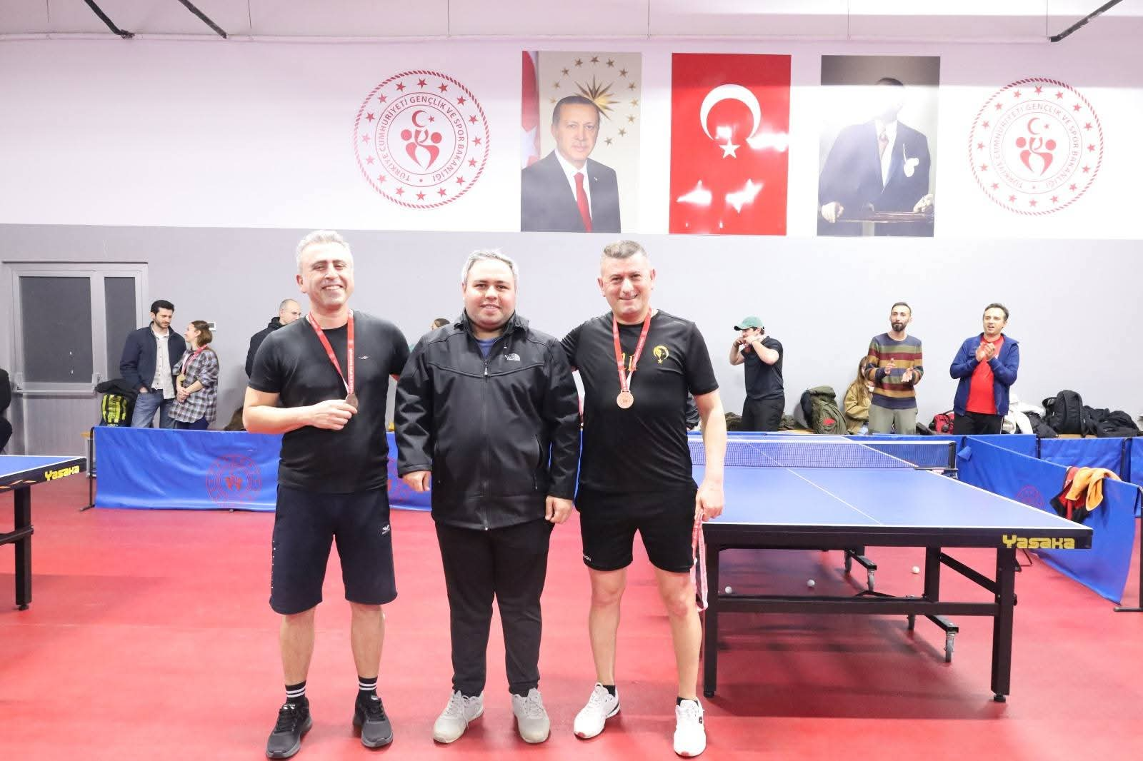 Yalova’da 14 Mart Tıp Bayramı’na Özel Masa Tenisi Turnuvası Tamamlandı 6 Yalova’da 14 Mart Tıp Bayramı’na Özel Masa Tenisi Turnuvası Tamamlandı